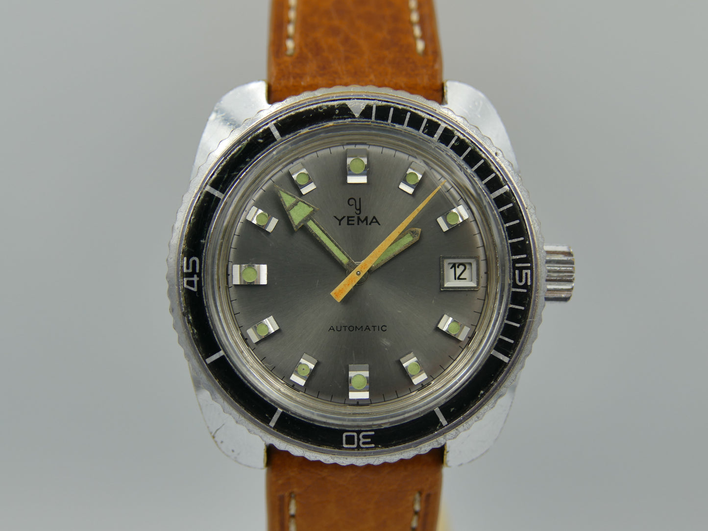 70s vintage watch mens diver plongee Yema ref 221214 automatic FE 3611