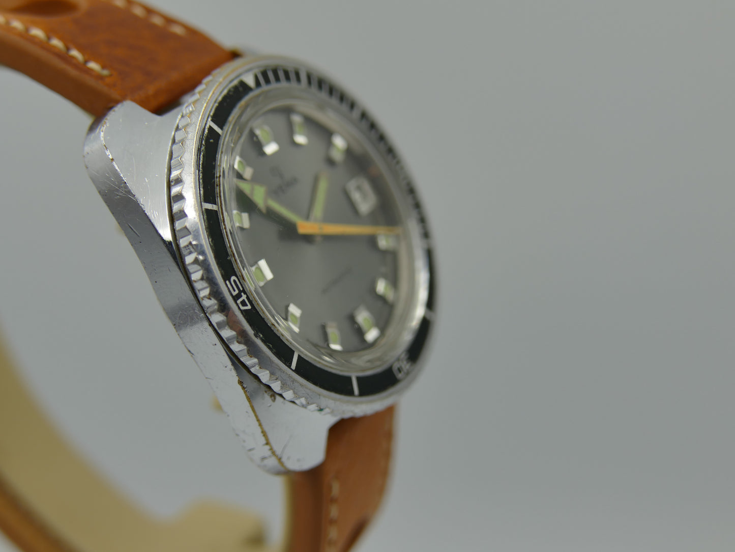 70s vintage watch mens diver plongee Yema ref 221214 automatic FE 3611