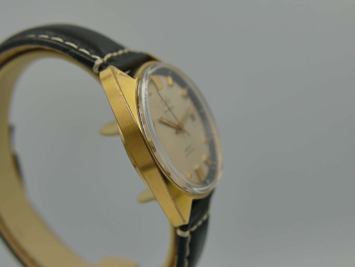 70s vintage watch mens Difor 25 jewels automatic ETA 2472 gold pl serviced