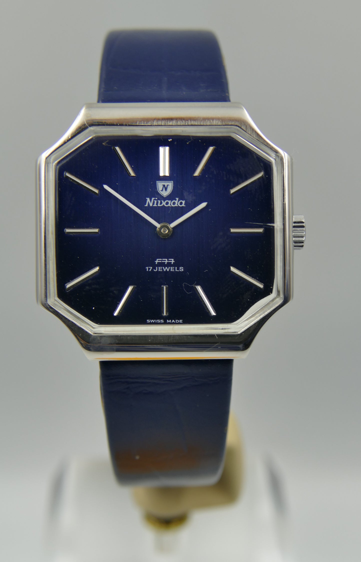 70’s vintage watch mens NIVADA F77 manual wind FE blue serviced