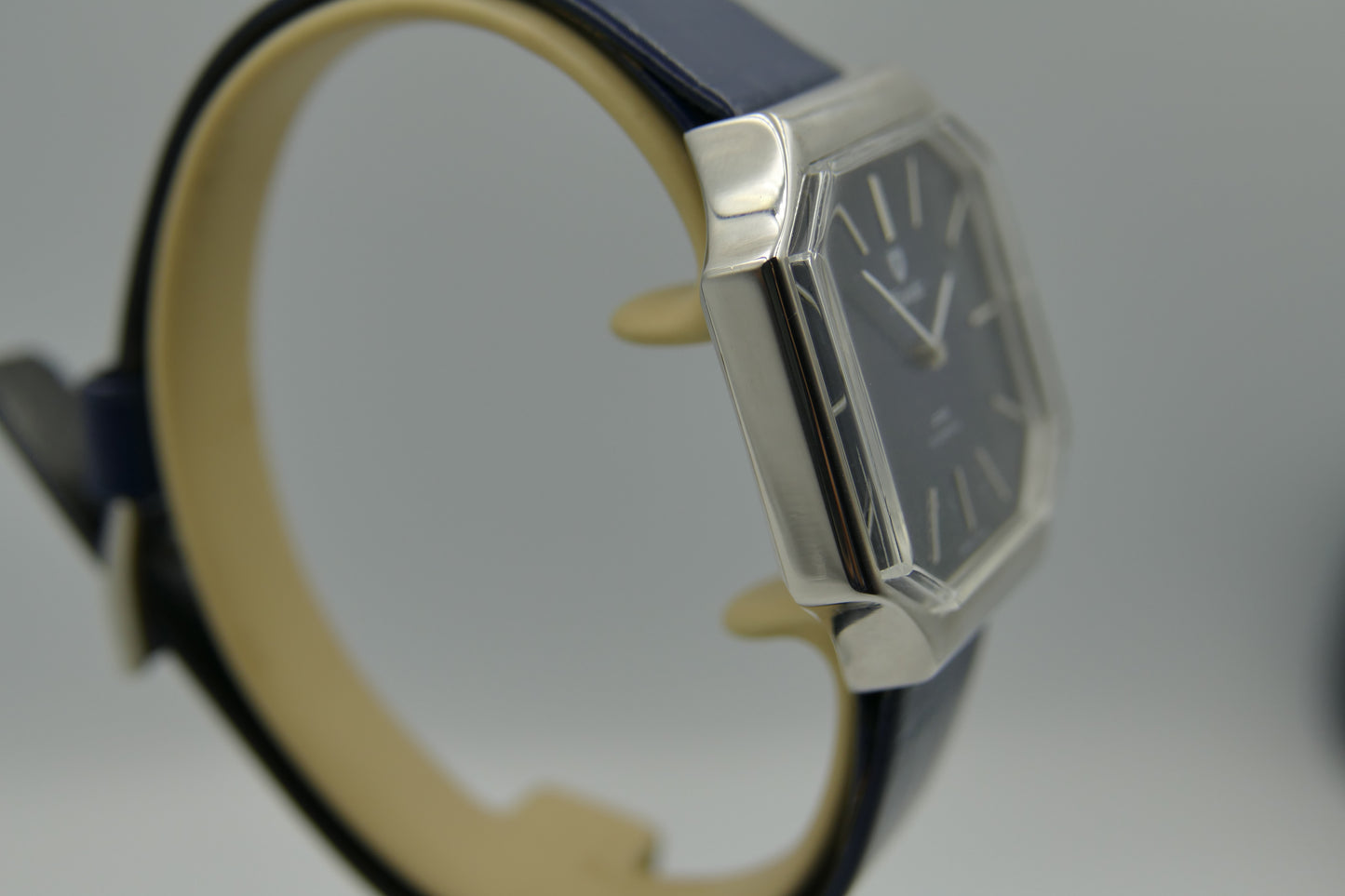 70’s vintage watch mens NIVADA F77 manual wind FE blue serviced