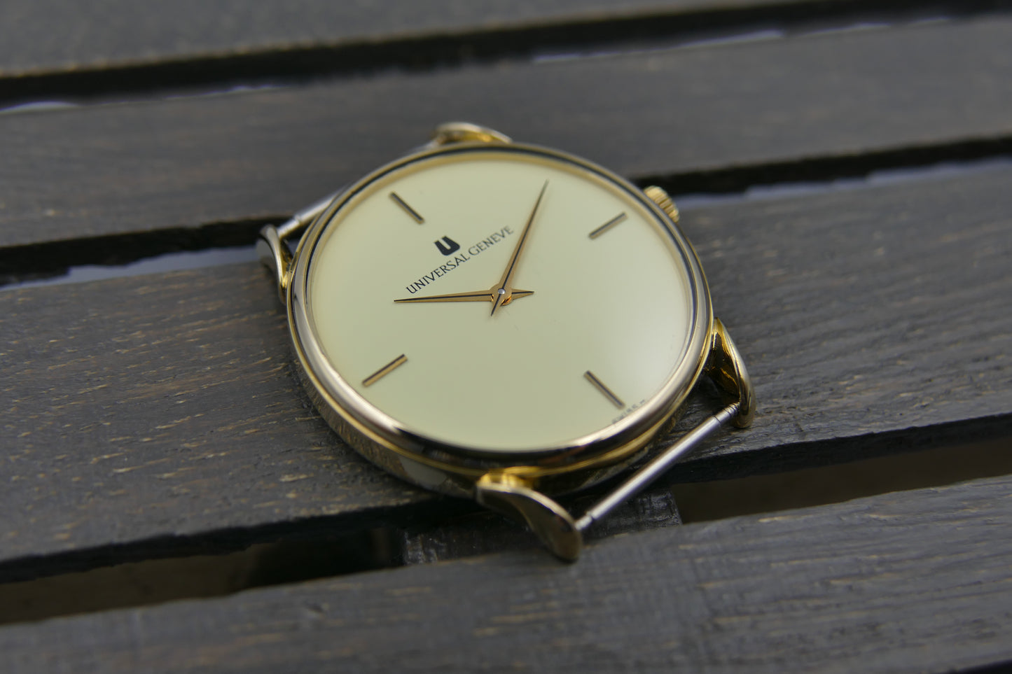 70s vintage watch mens Universal Geneve ref. 542222 manual wind 2-42 fancy lugs serviced