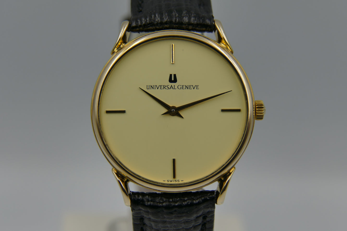 70s vintage watch mens Universal Geneve ref. 542222 manual wind 2-42 fancy lugs serviced