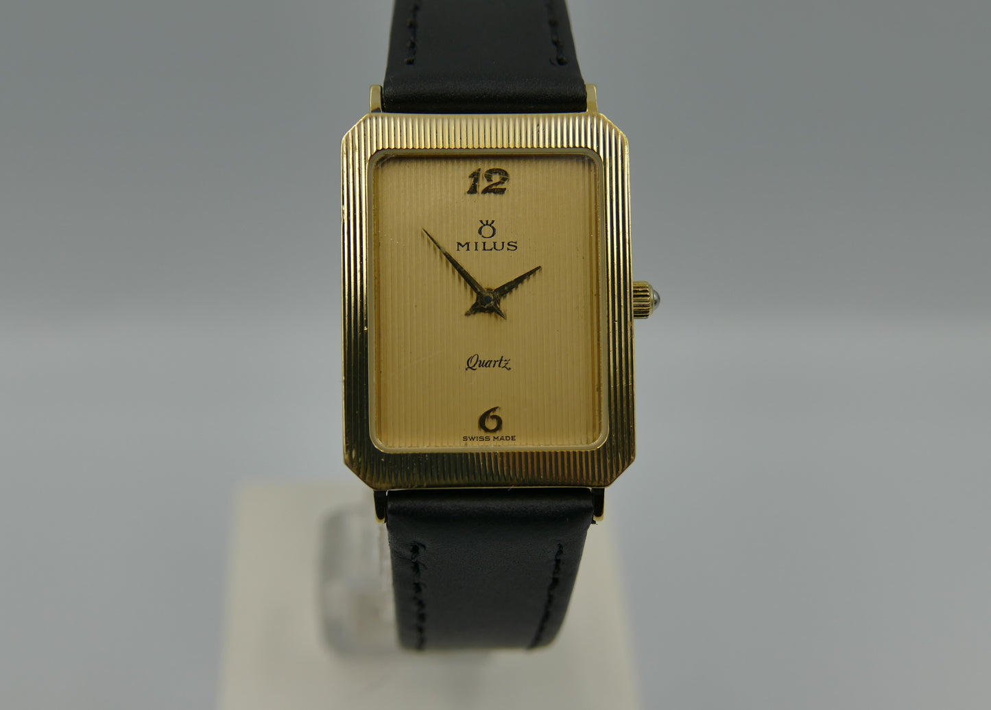 Vintage watch mens dress tank Milus ref 830.004 Gold Tone ultra Thin