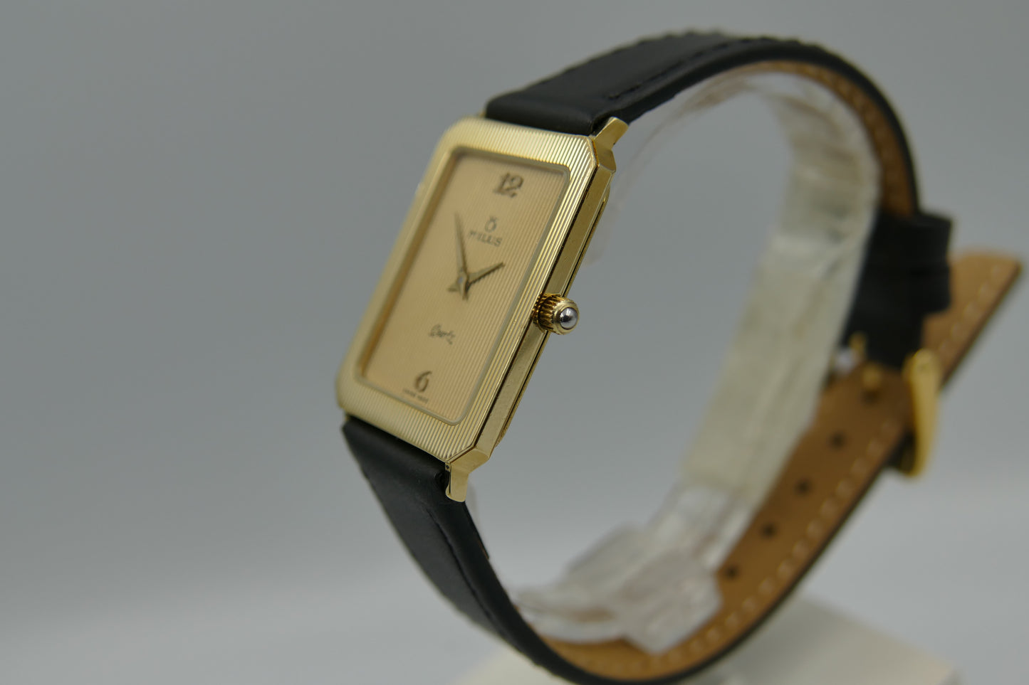 Vintage watch mens dress tank Milus ref 830.004 Gold Tone ultra Thin