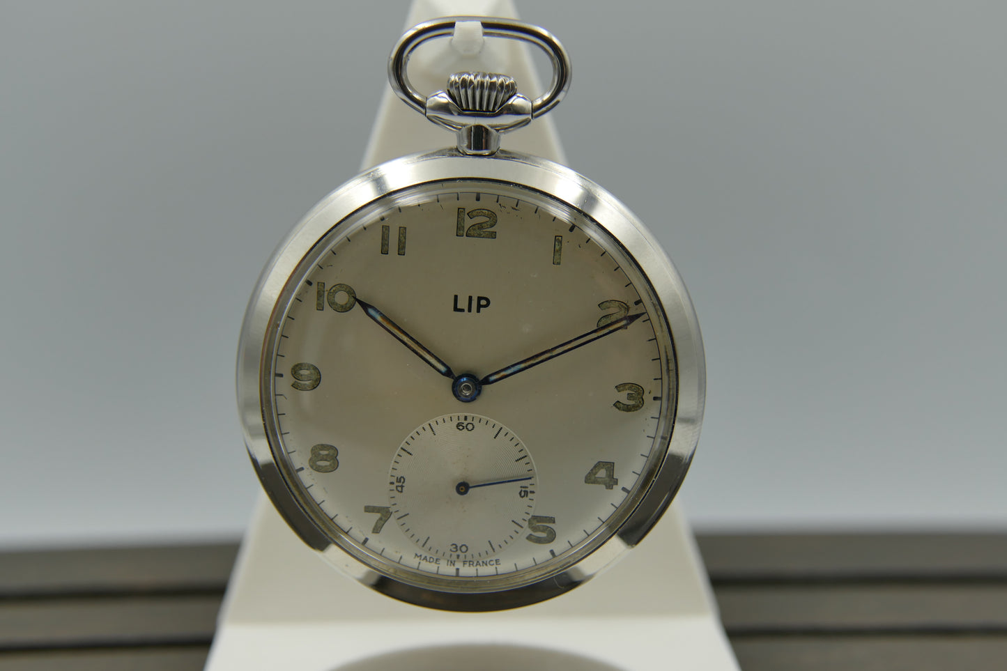 vintage pocket gousset watch LIP R40 made in france serviced