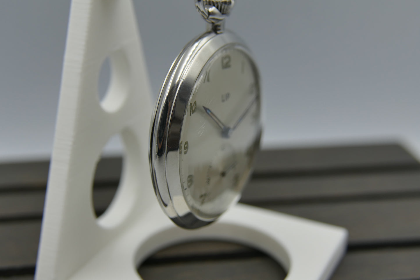 vintage pocket gousset watch LIP R40 made in france serviced
