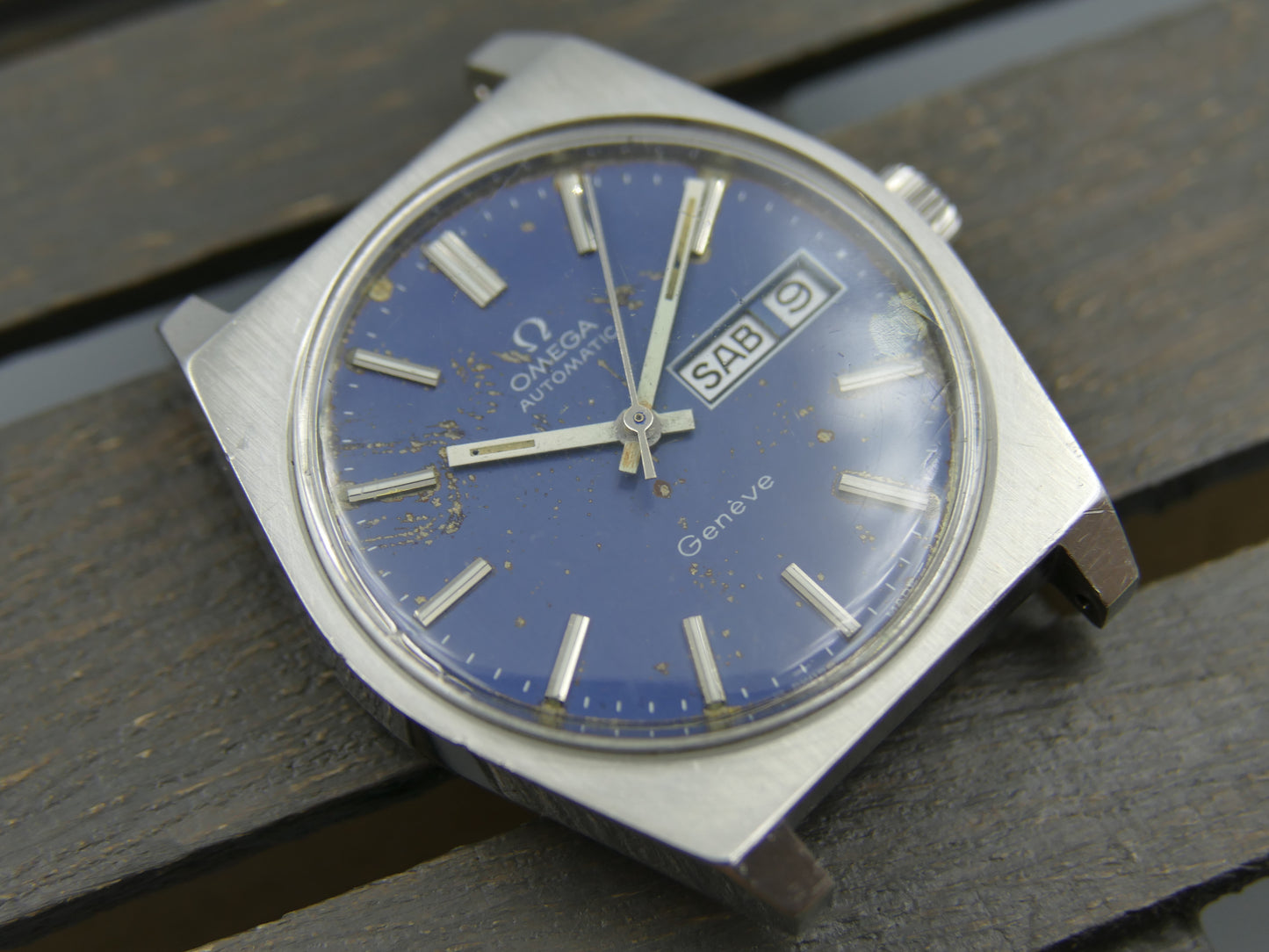70’s vintage watch mens Omega Geneve ref 166.0120 automatic cal 1022 blue serviced