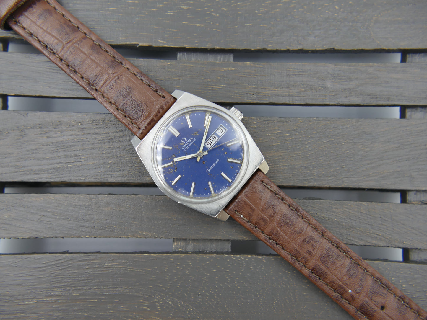 70’s vintage watch mens Omega Geneve ref 166.0120 automatic cal 1022 blue serviced