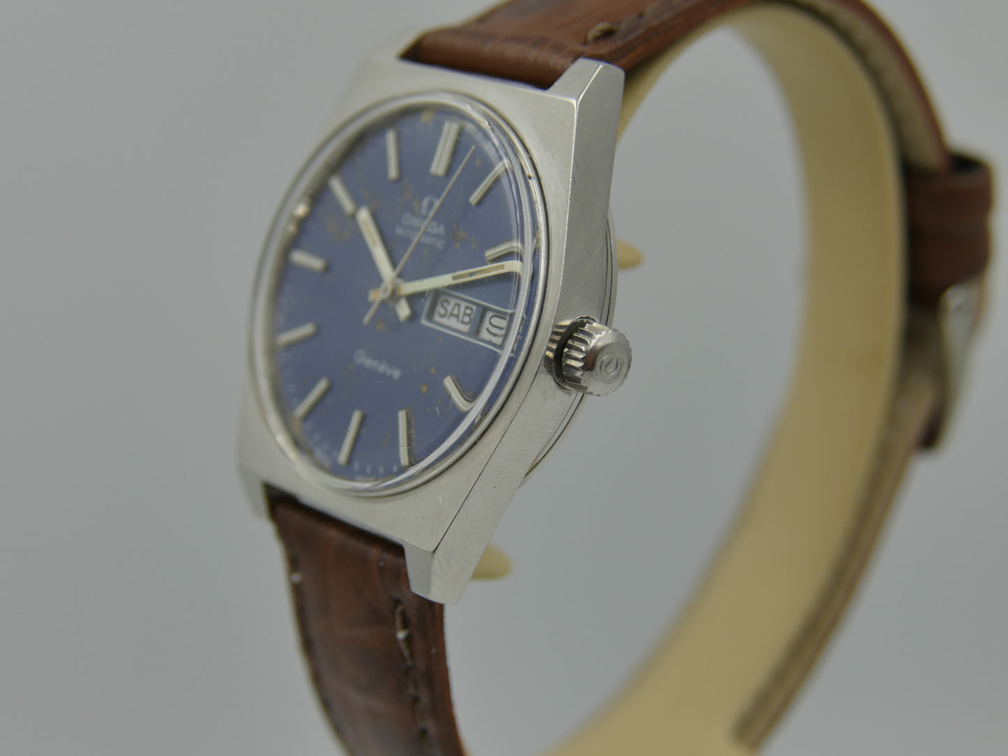 70’s vintage watch mens Omega Geneve ref 166.0120 automatic cal 1022 blue serviced