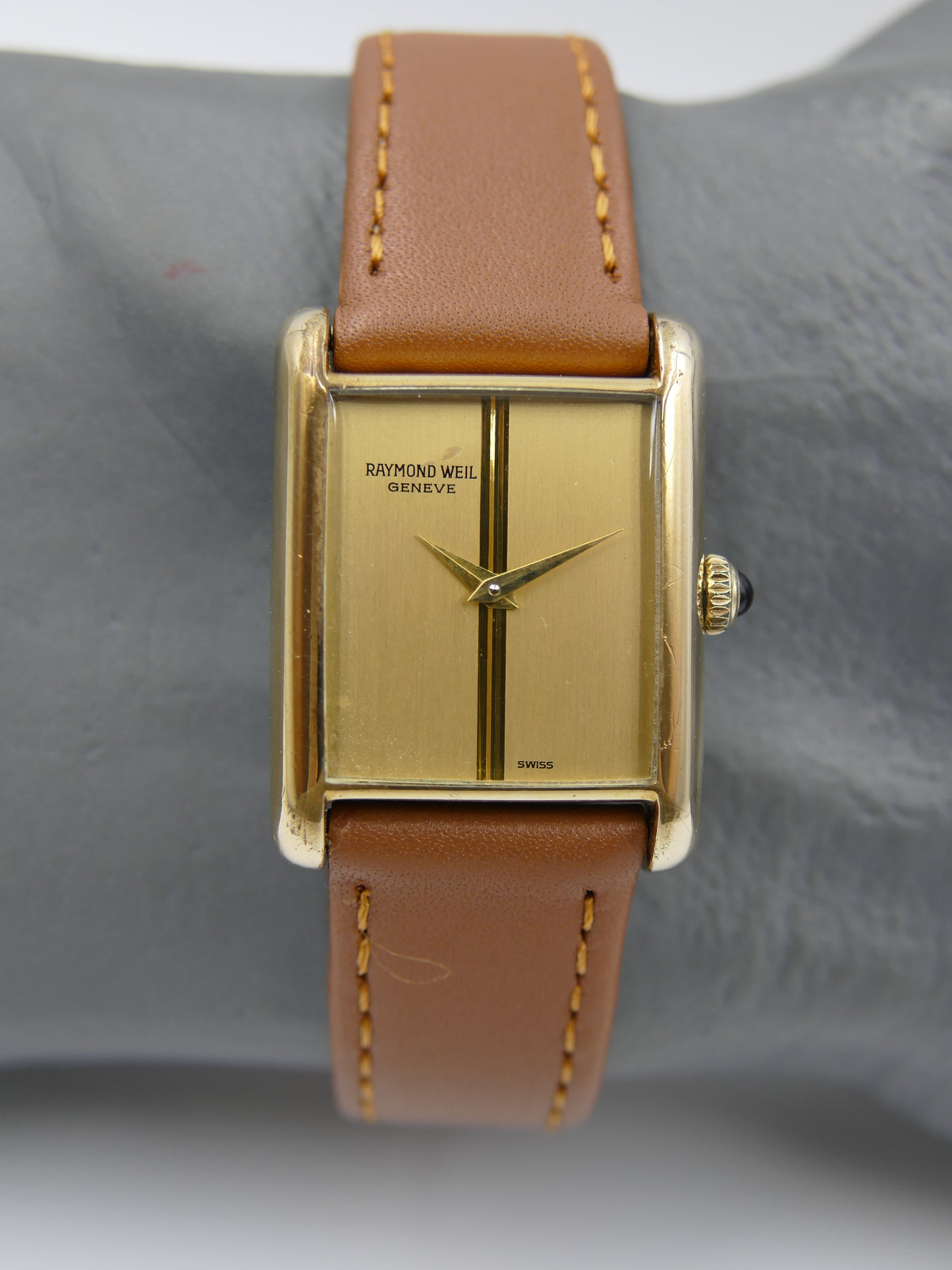 80s vintage watch Raymond Weil tank geneve ref. 671 hand wind cal. FHF-ST 69N