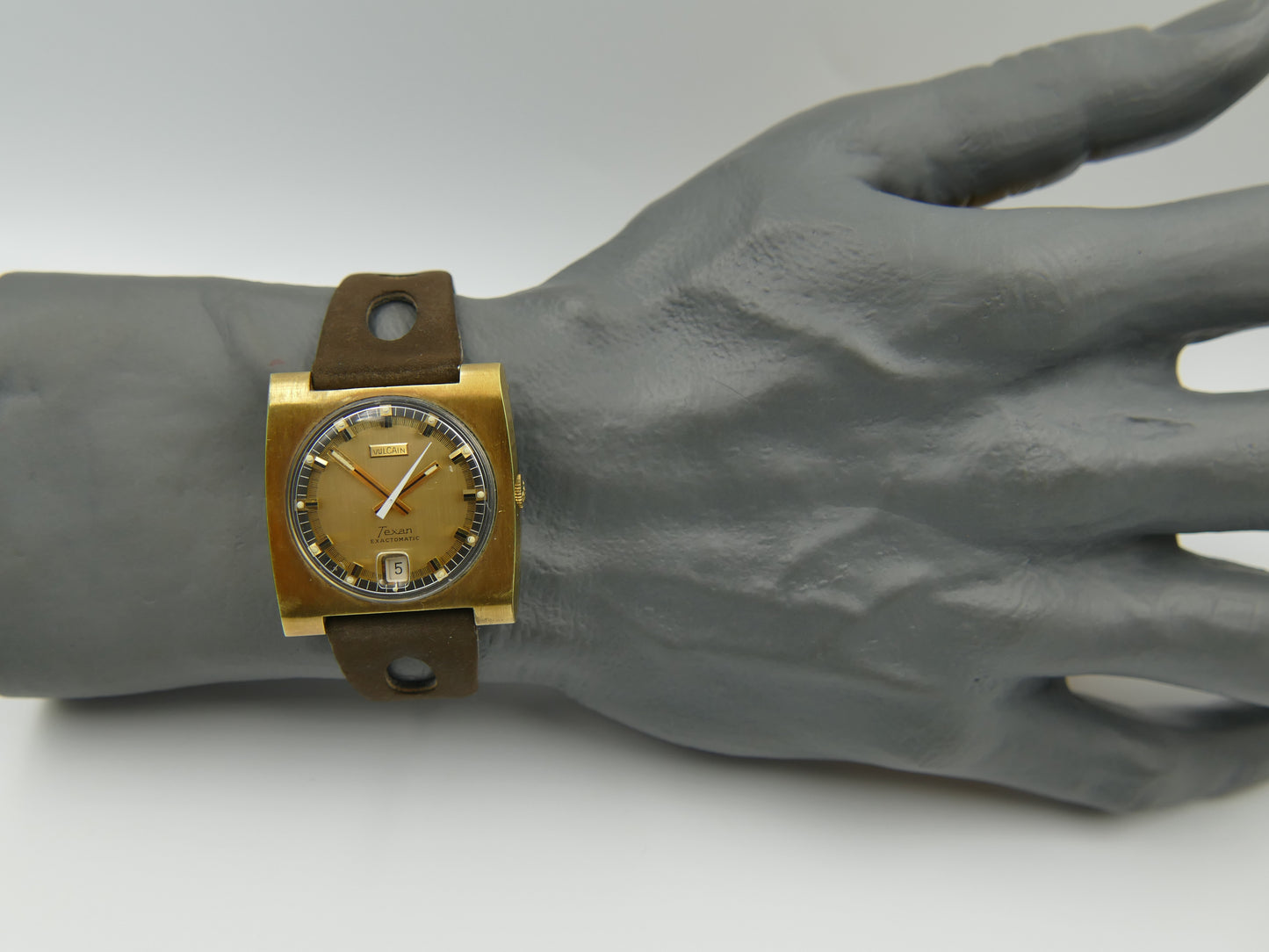 70s vintage watch mens Vulcain Texan Exactomatic automatic MSR T56 rare NOS
