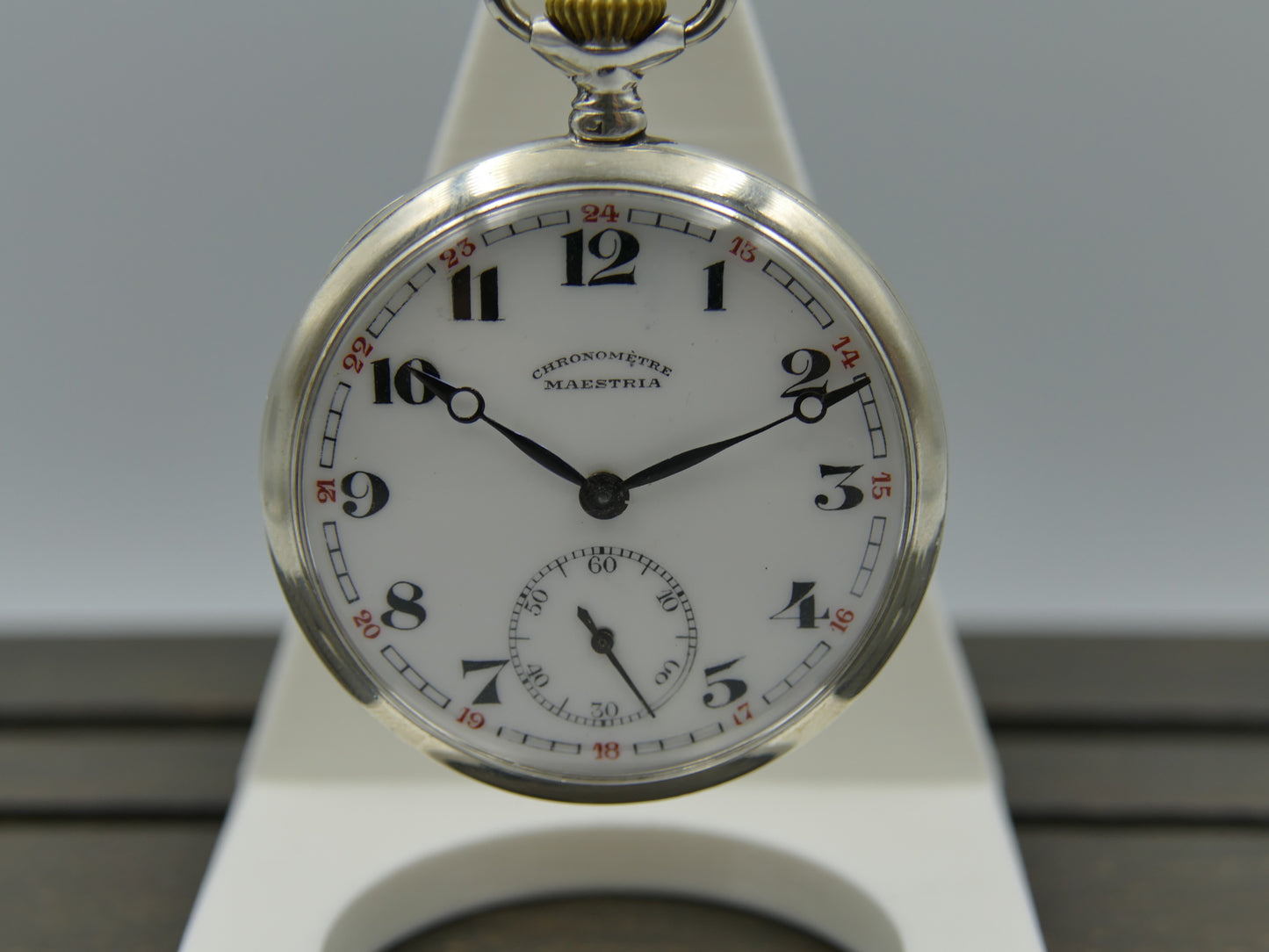 vintage pocket gousset watch Maestria Chronometer manual wind case in silver 0.800