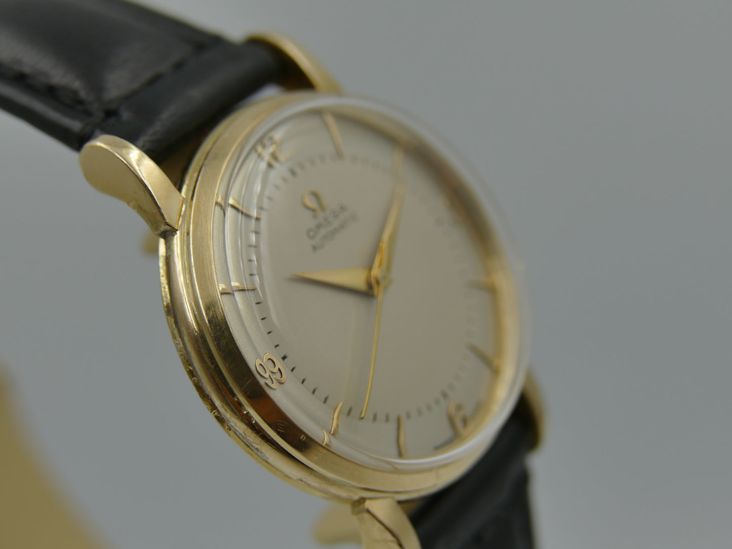50’s vintage watch mens Omega ref 2862 / 2865 4 automatic 501 gold 80M