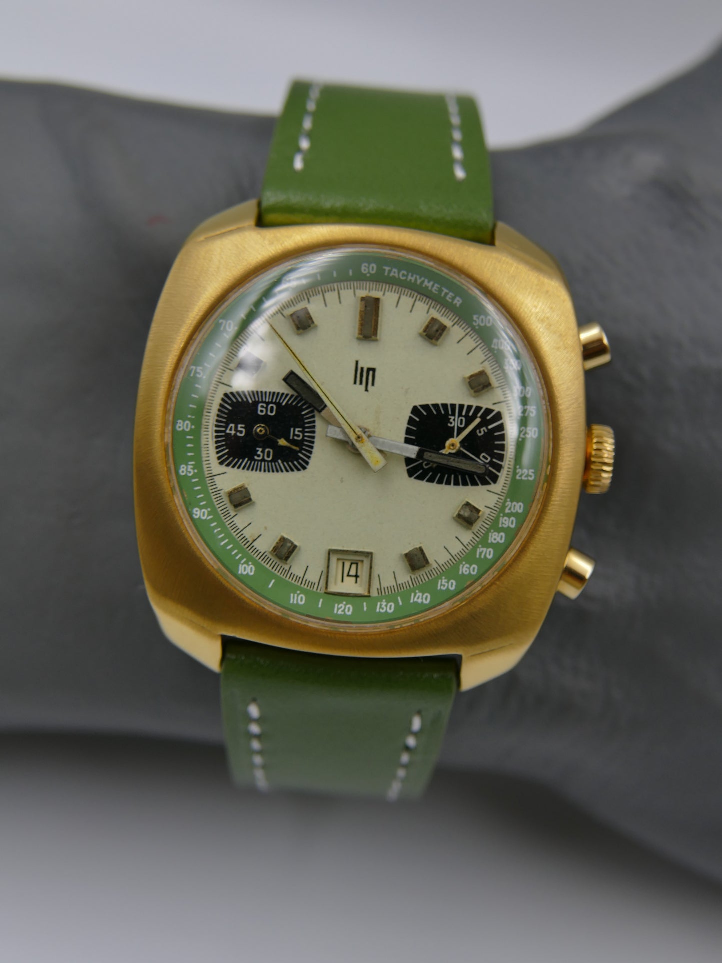 70s vintage watch mens LIP chronograph valjoux 7734 green serviced
