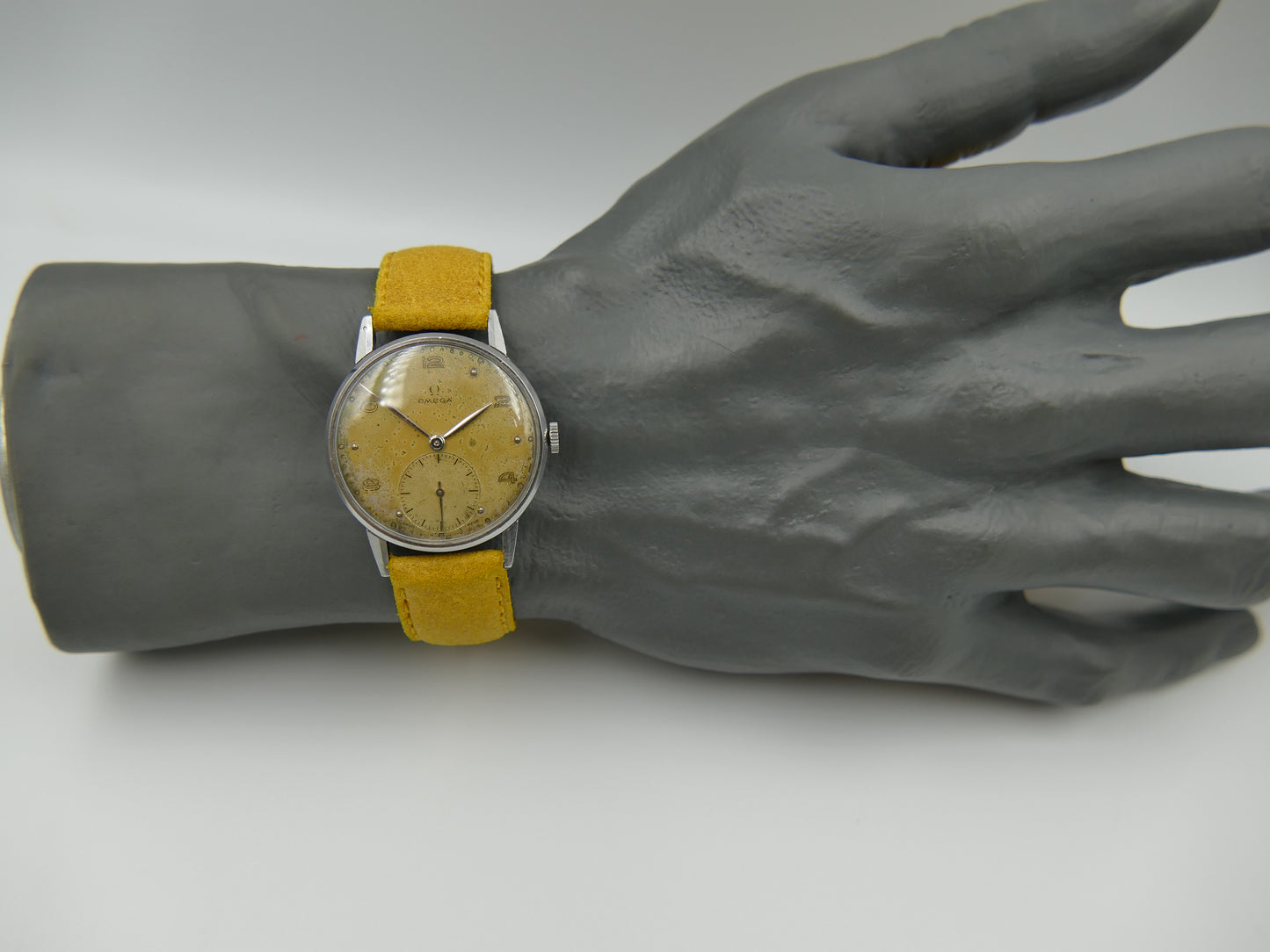 40’s vintage watch mens Omega ref. 2271 hand wind 30t2 serviced
