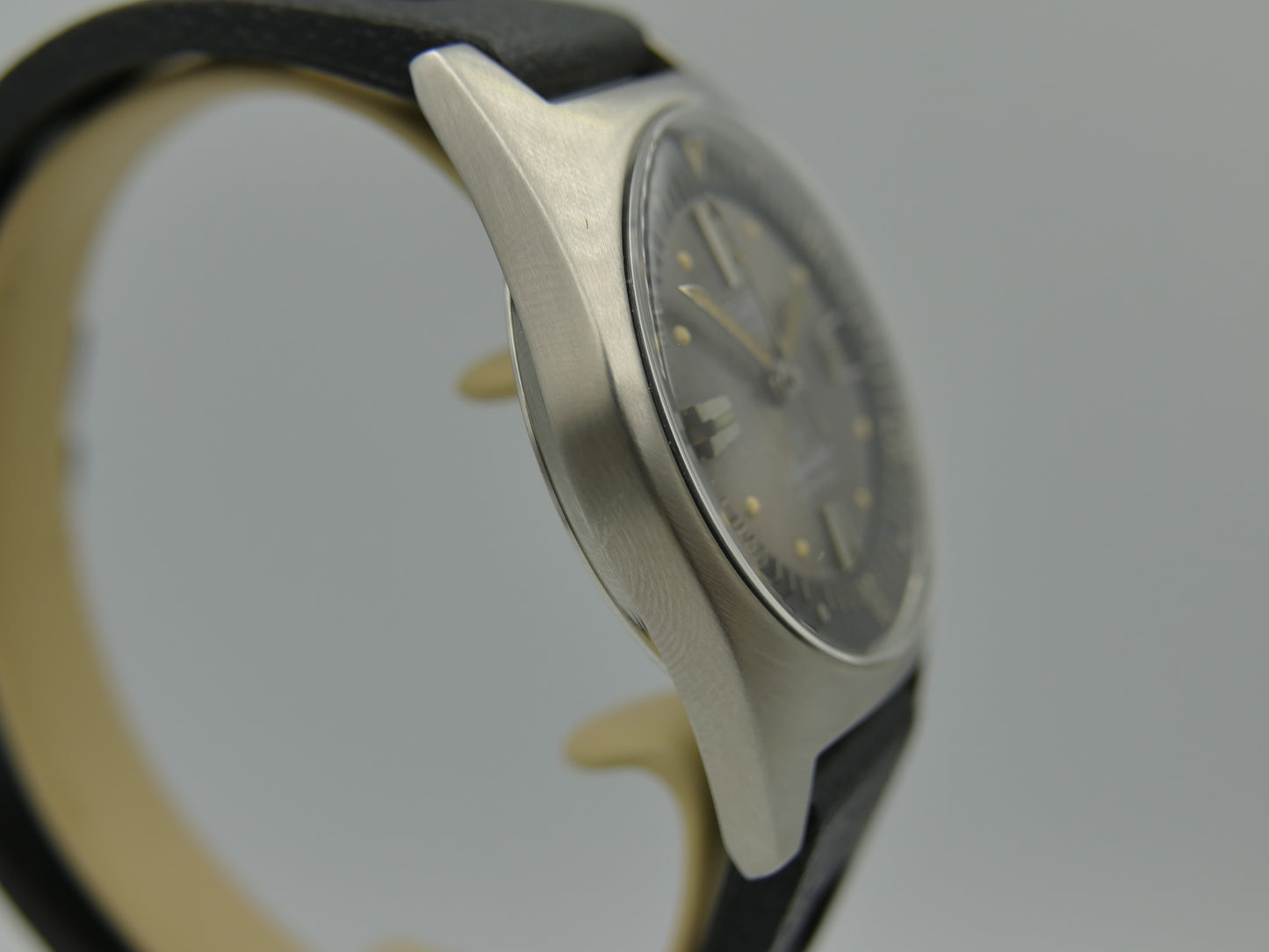 60's vintage watch mens diver Duward Aquastar ref. 1903 automatic cal. AS 1902 /03