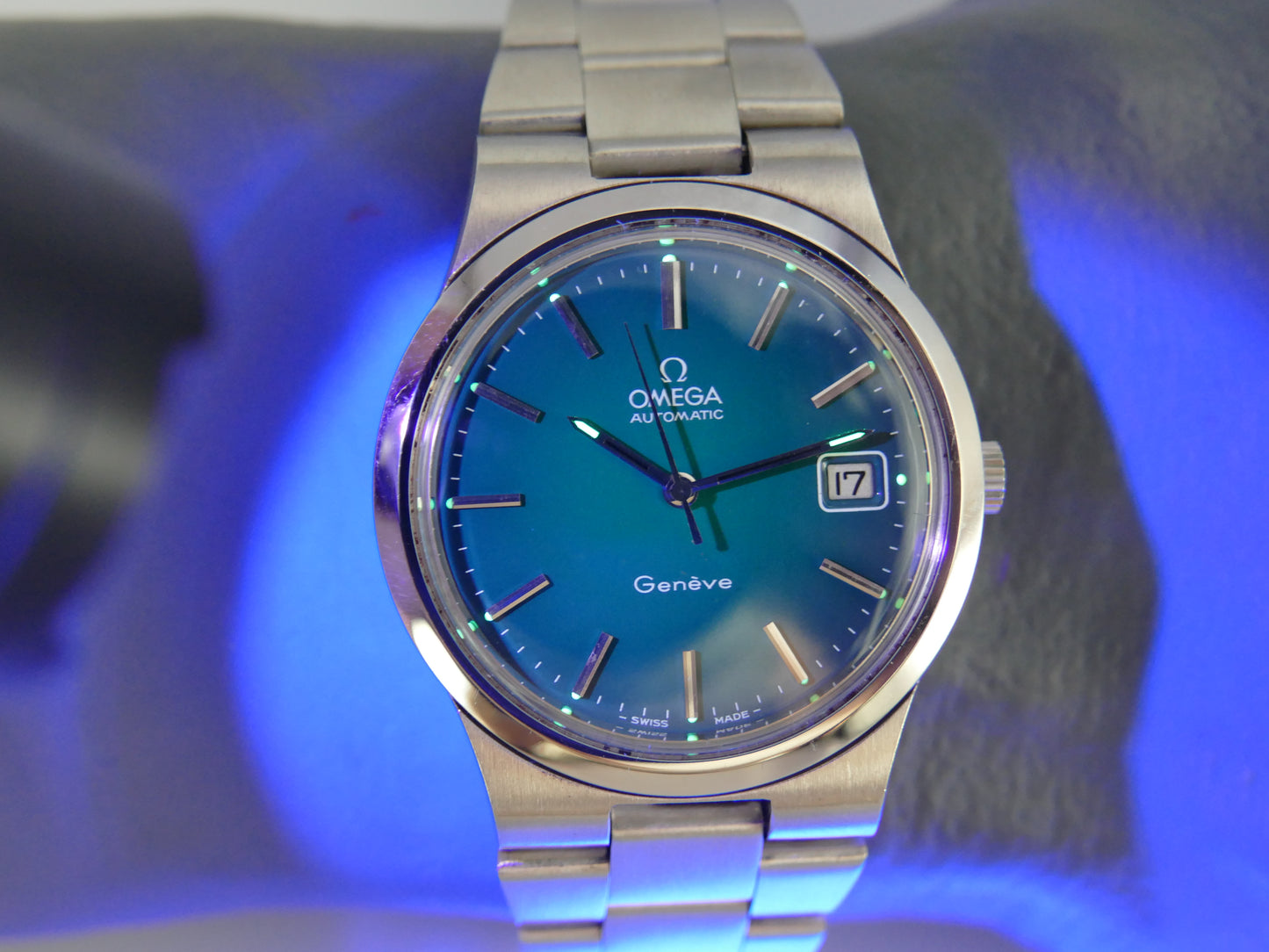70's vintage watch mens Omega geneve ref. 166.0173 /366.0832 automatic cal. 1012 green dial NOS