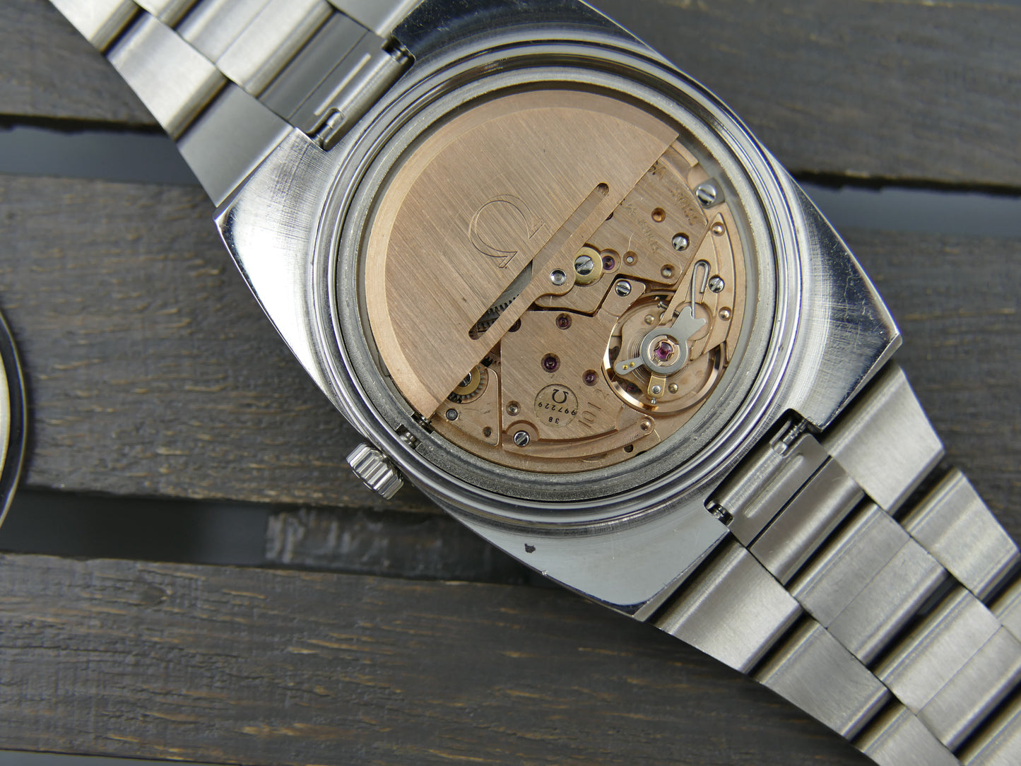 70s vintage watch Omega Geneve Automatic cal 1012 ref 166.0191 burgundy red dial NOS