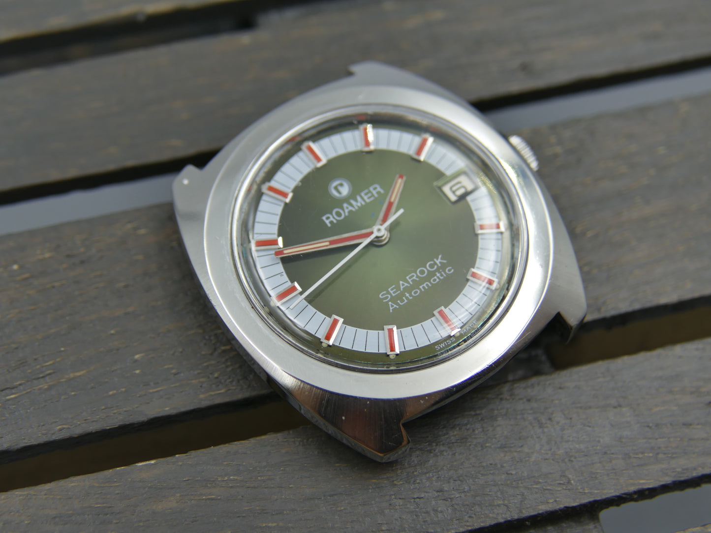 70s Vintage watch mens Roamer Searock Automatic 522-2120.329 green dial