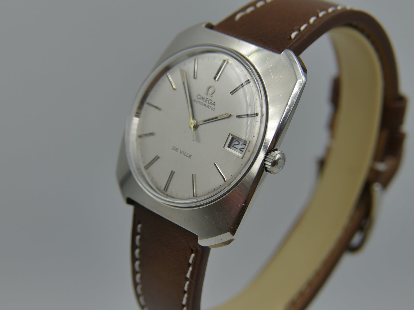 70s vintage watch mens Omega De Ville ref 166.085 automatic cal. 1002