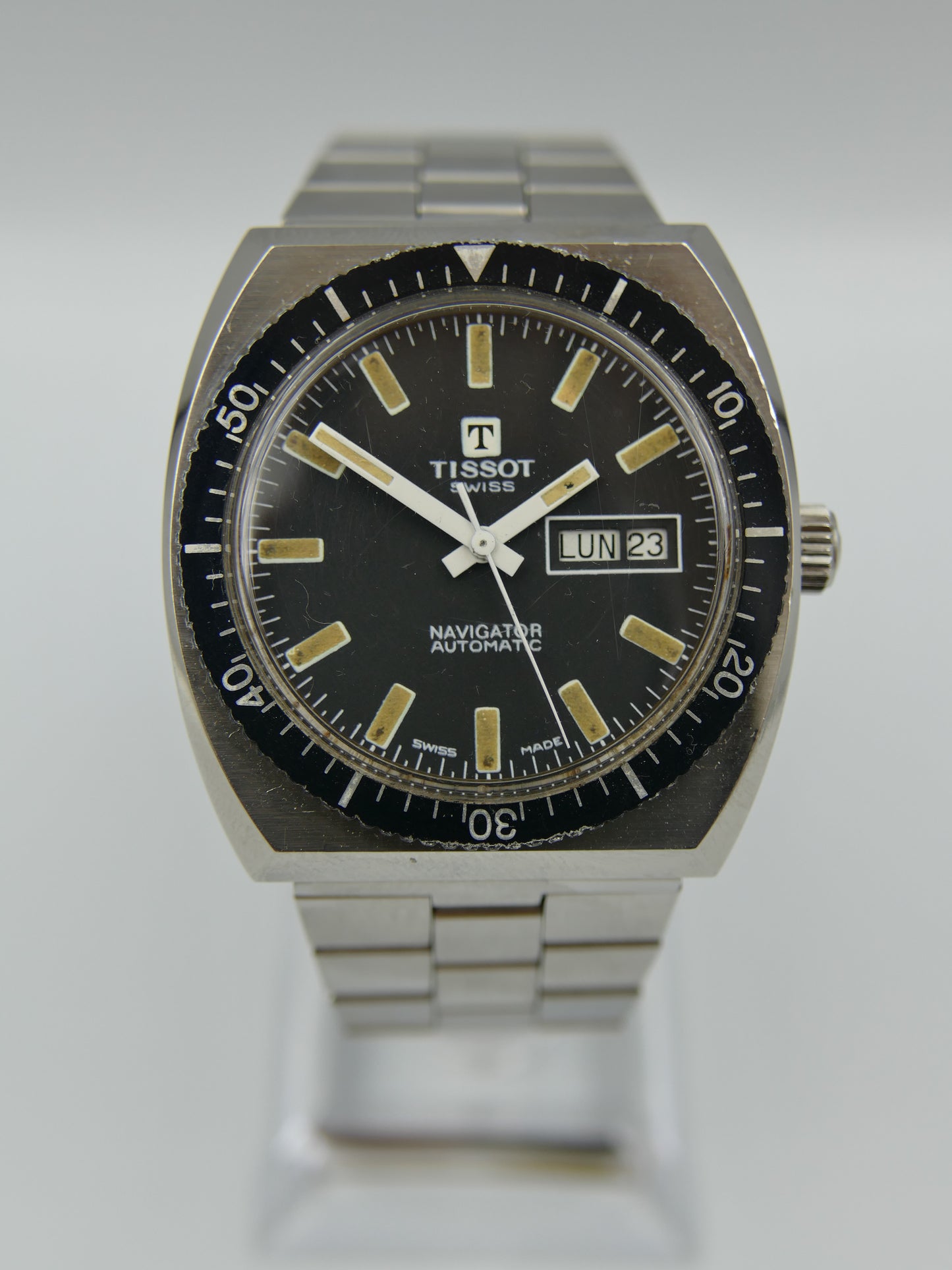 70s vintage watch mens diver Tissot Navigator ref 46916 automatic cal. 2571