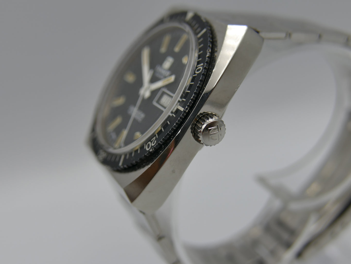 70s vintage watch mens diver Tissot Navigator ref 46916 automatic cal. 2571
