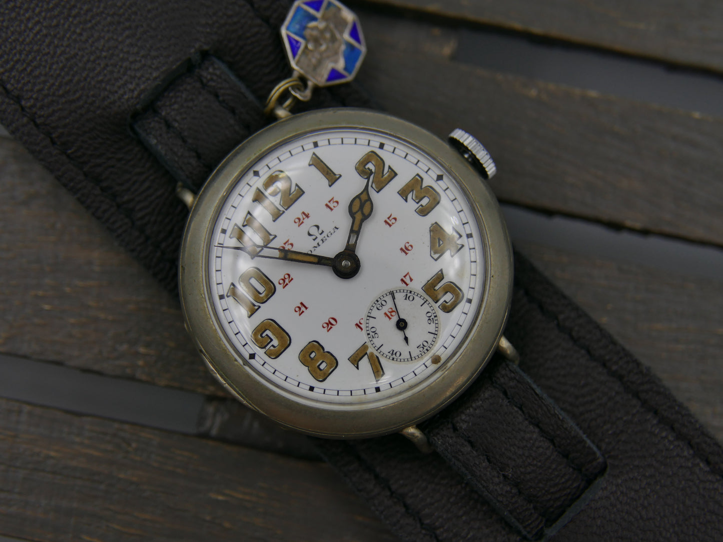 10's vintage watch WW1 Oficcer Omega trench depose Nº9846 Porcelain dial cal. 13''' SOB