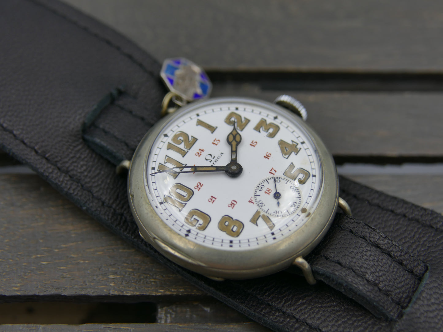 10's vintage watch WW1 Oficcer Omega trench depose Nº9846 Porcelain dial cal. 13''' SOB