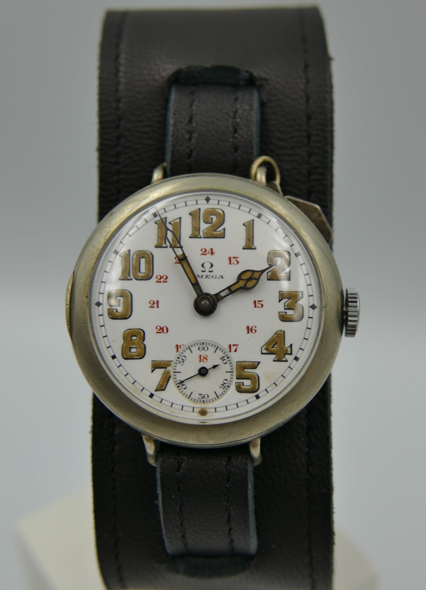 10's vintage watch WW1 Oficcer Omega trench depose Nº9846 Porcelain dial cal. 13''' SOB