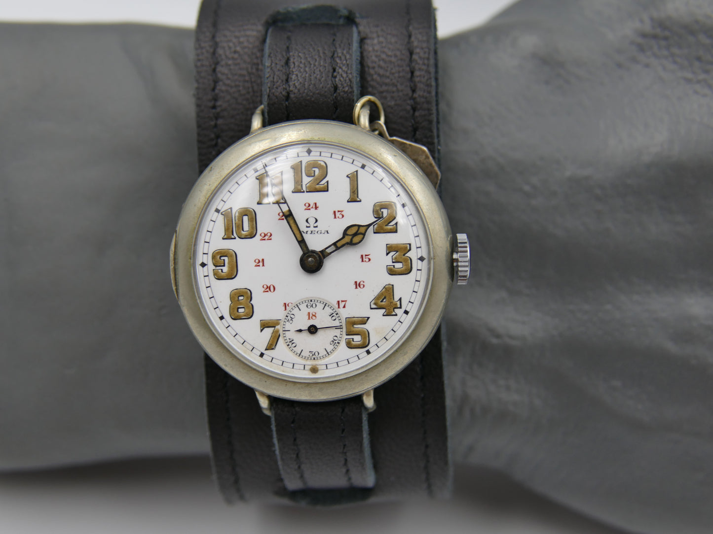 10's vintage watch WW1 Oficcer Omega trench depose Nº9846 Porcelain dial cal. 13''' SOB