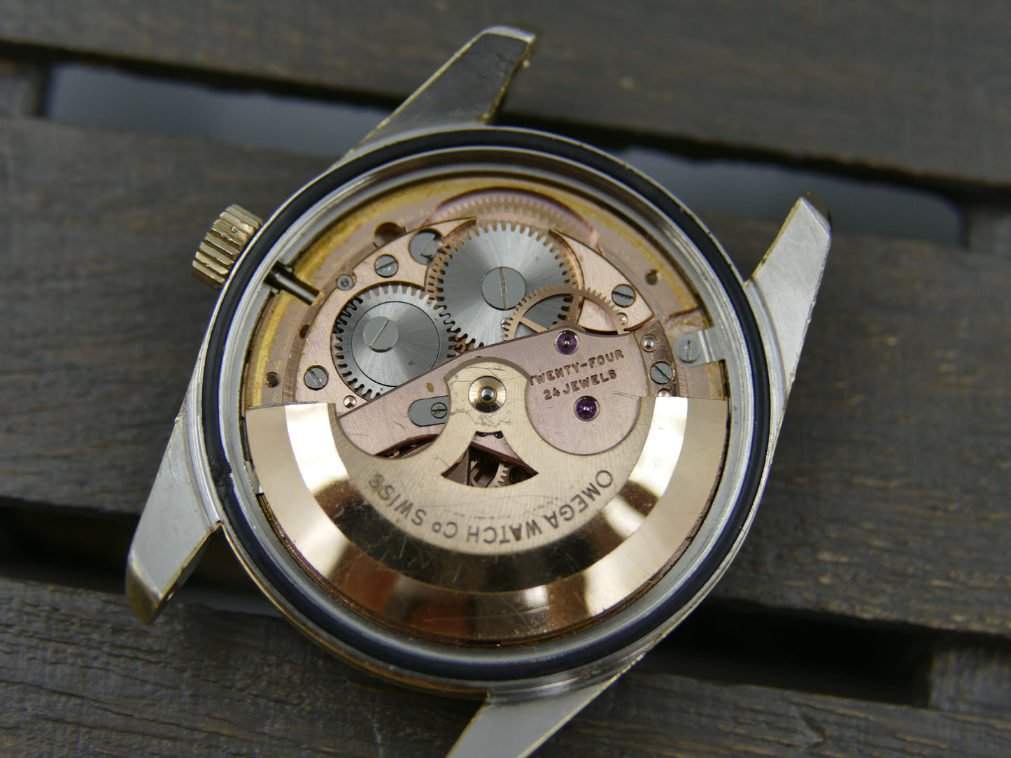 60s vintage watch mens Omega Seamaster ref 14701 61 SC automatic 562 gold cap Ribbon Wave