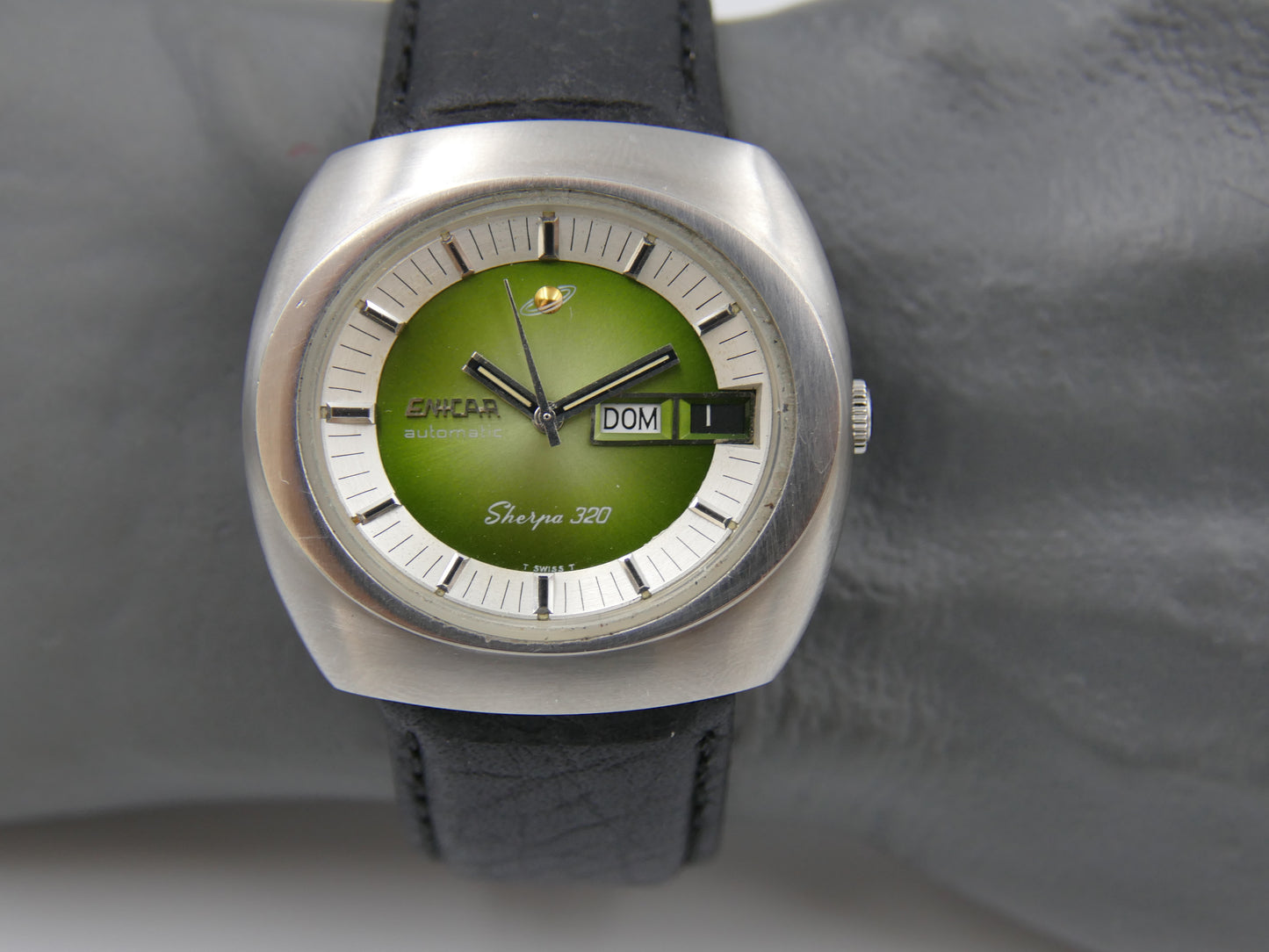 70s vintage watch mens Enicar Sherpa 320 ref 167-10-01 automatic cal. AR 167 Steel