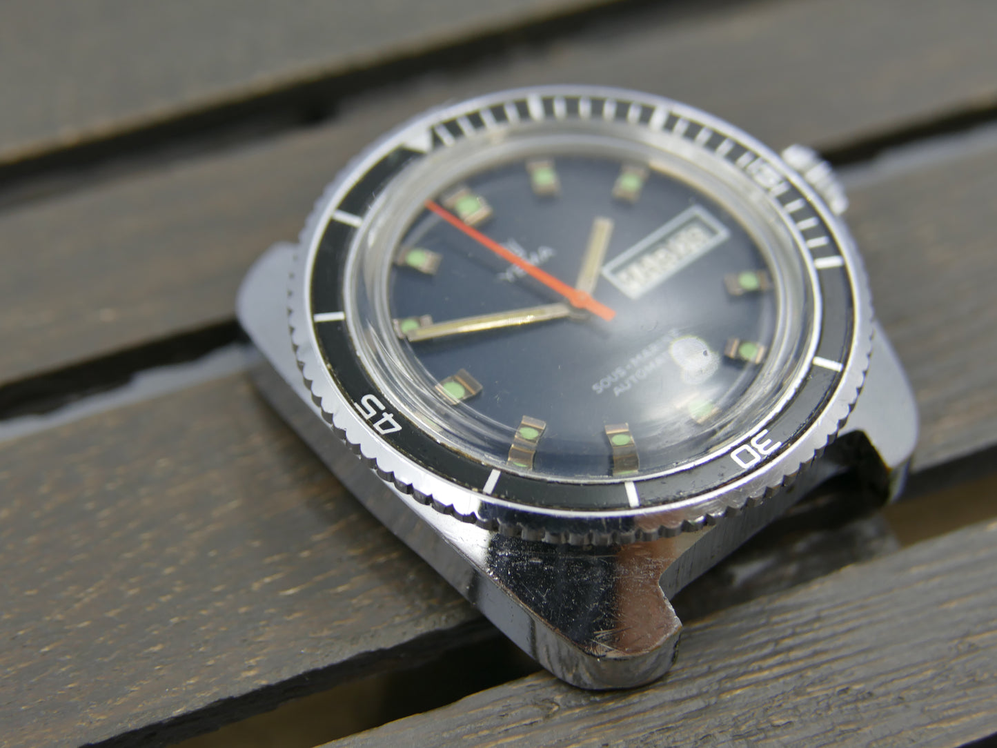 70s vintage watch mens diver plongee ref 221214 automatic FE 3612 blue dial
