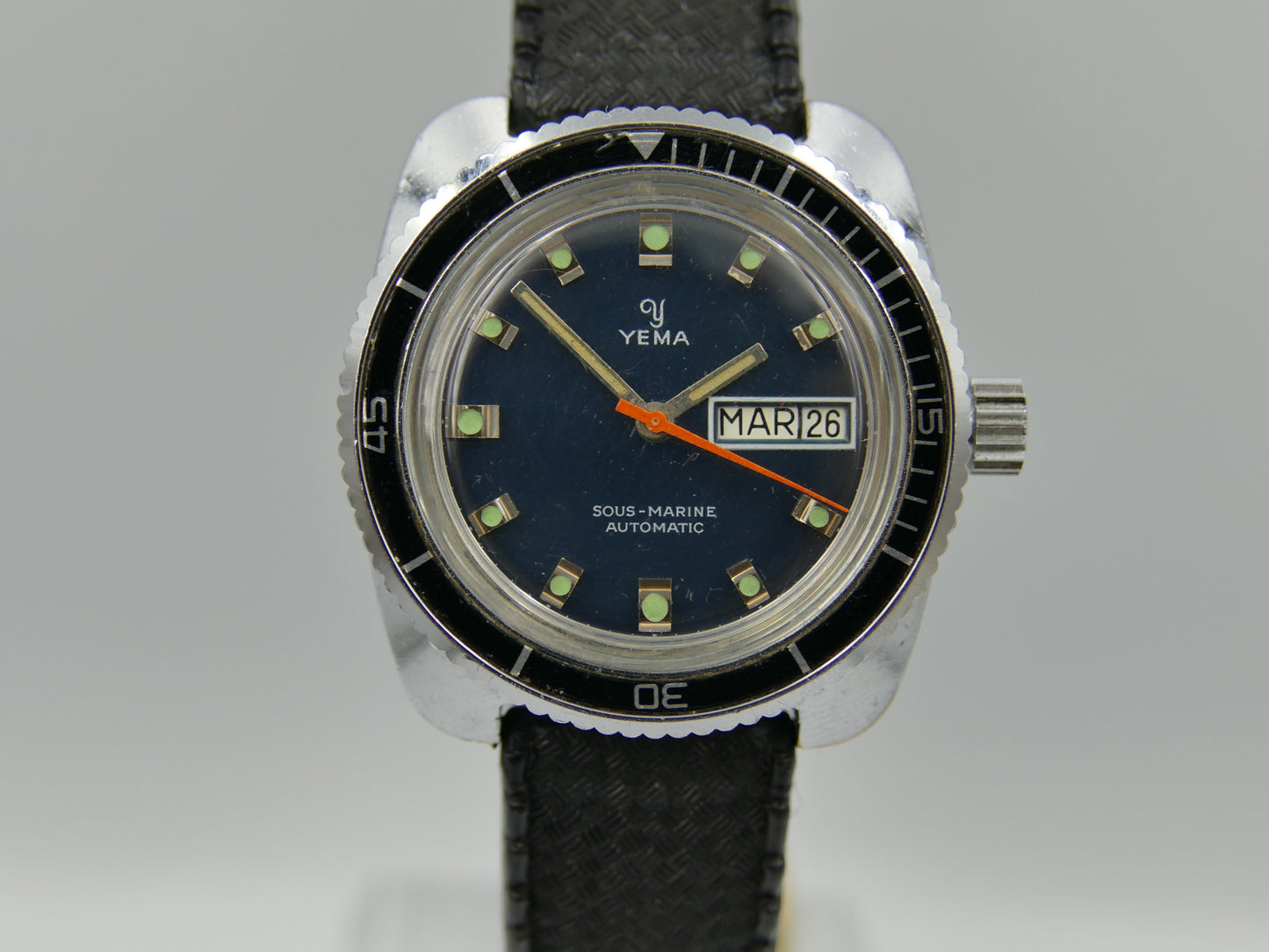 70s vintage watch mens diver plongee ref 221214 automatic FE 3612 blue dial