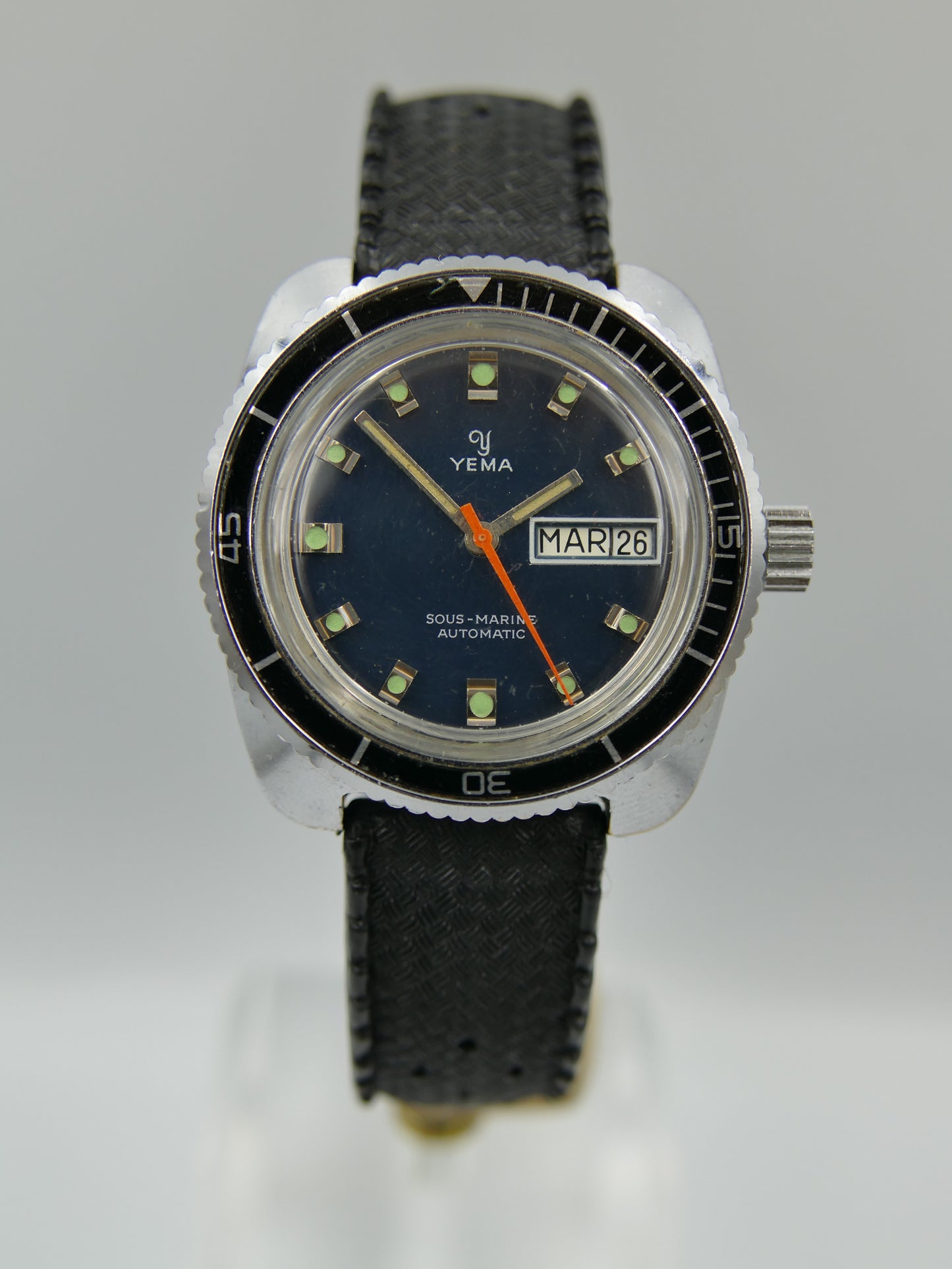 70s vintage watch mens diver plongee ref 221214 automatic FE 3612 blue dial