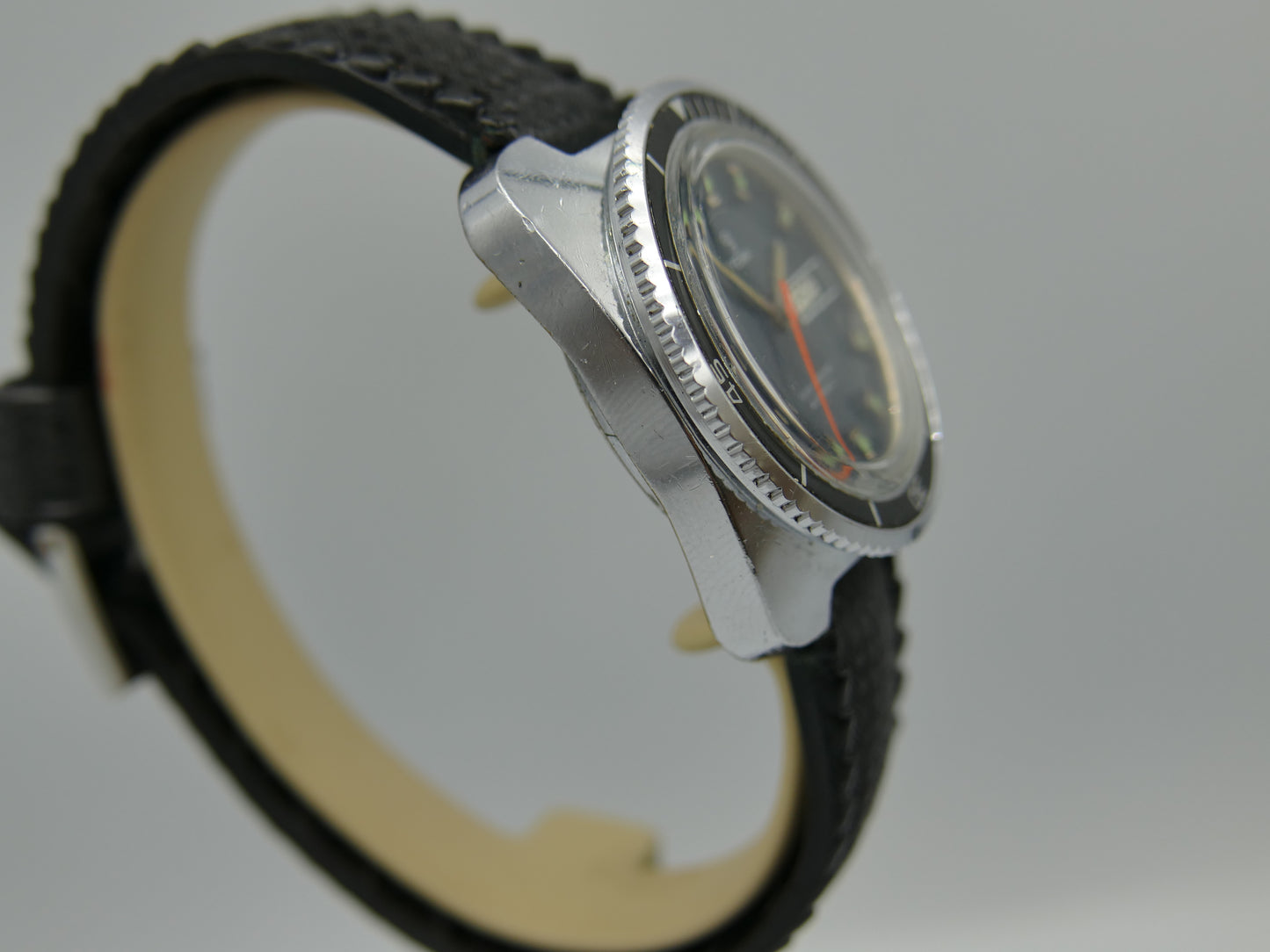 70s vintage watch mens diver plongee ref 221214 automatic FE 3612 blue dial