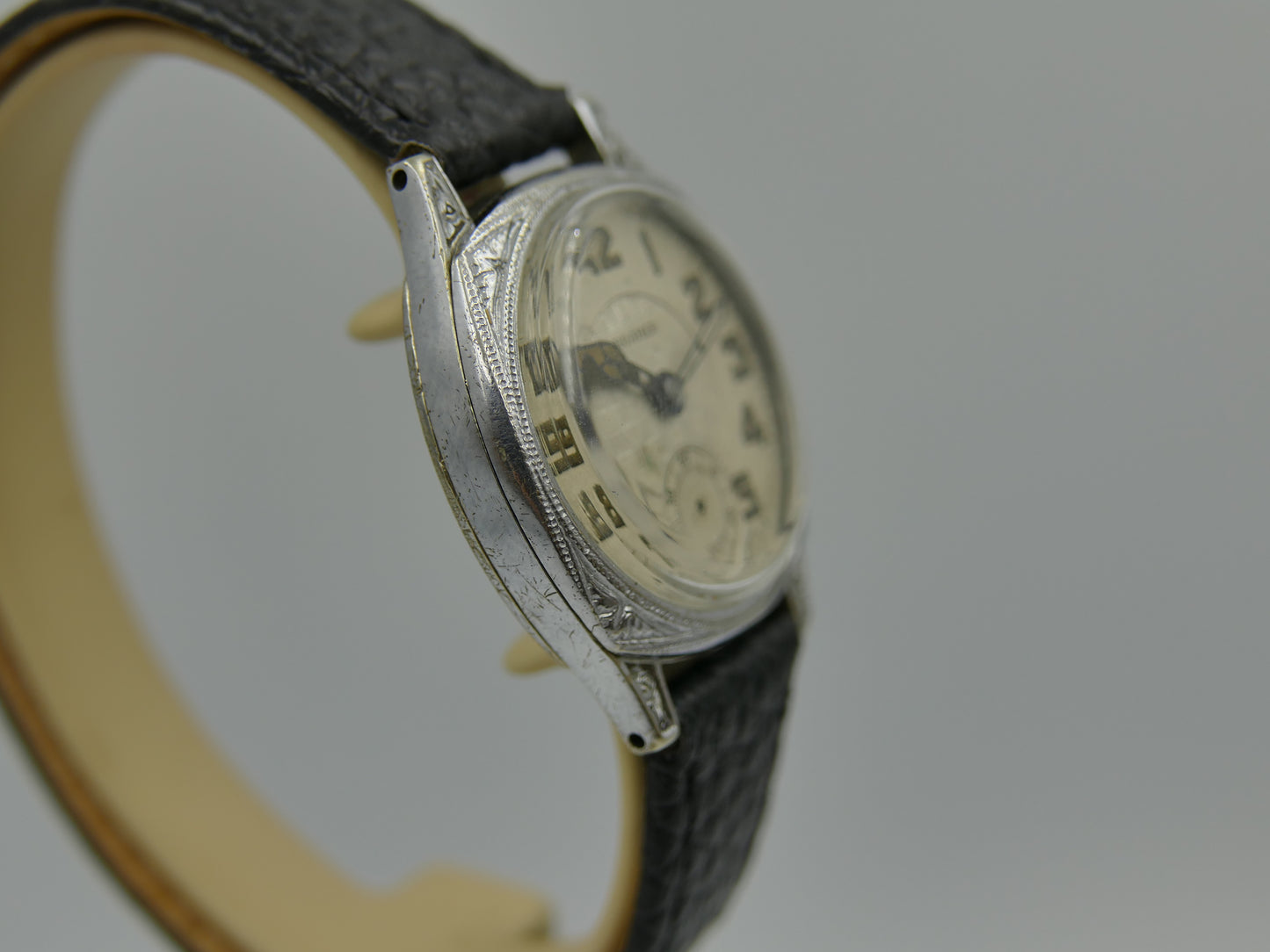 20s vintage watch art deco Roamer manual wind MST 264