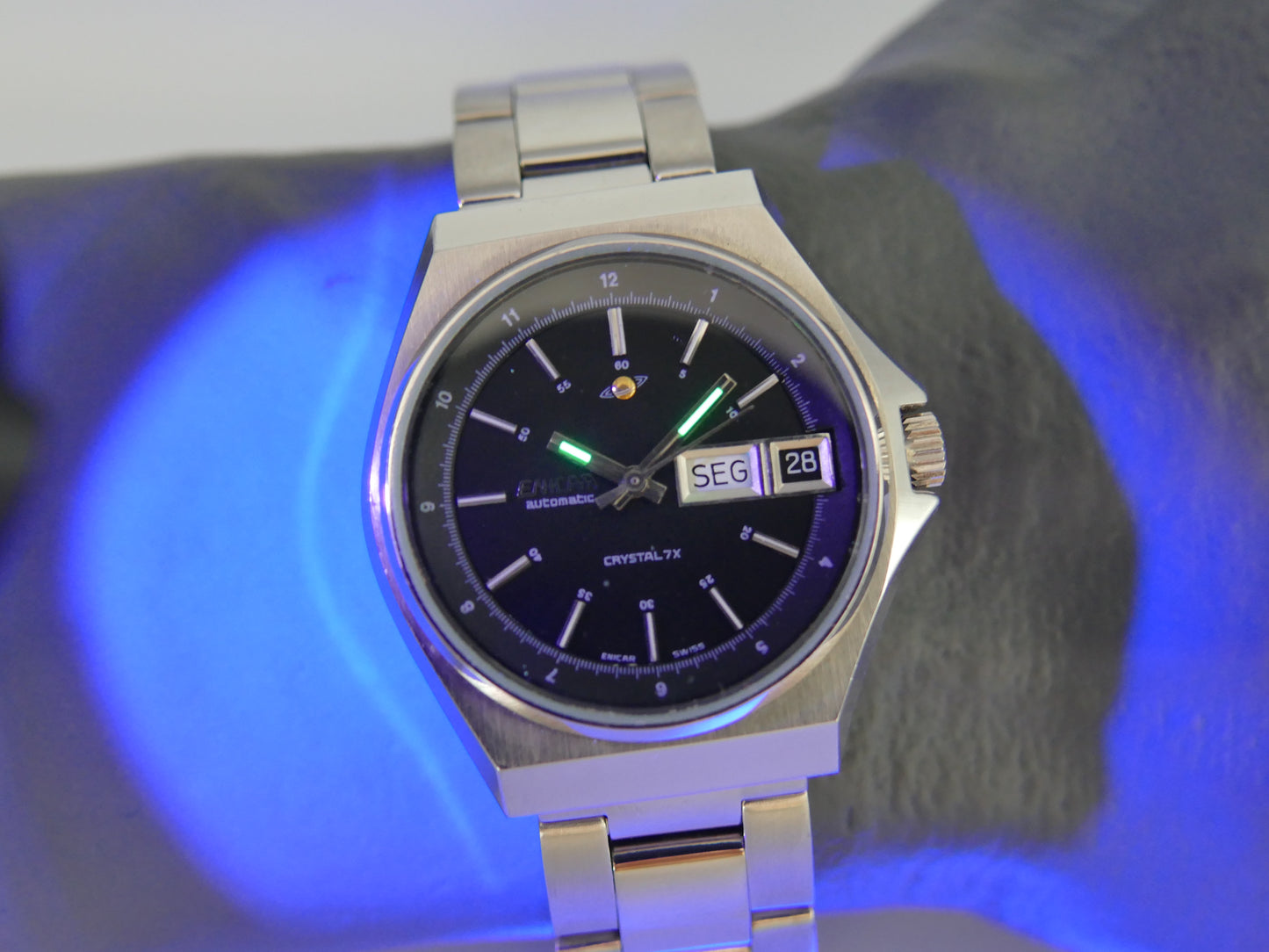 70s vintage watch mens Enicar Crystal 7x ref. 167.008.184 automatic 167D mint black dial
