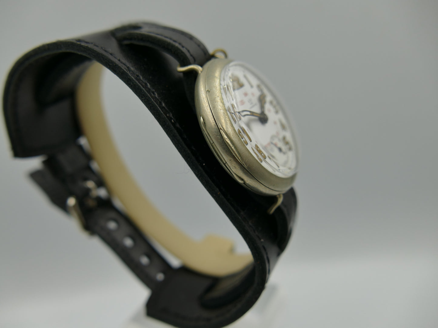 10's vintage watch WW1 Oficcer Omega trench military depose Nº9846 Porcelain dial cal. 13''' SOB