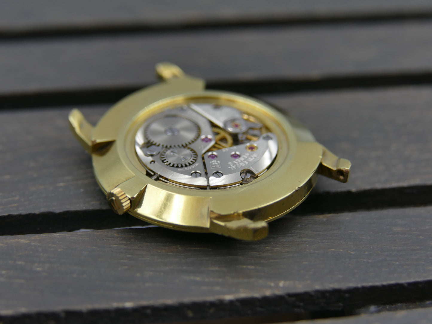 60s vintage watch Universal Geneve ref. 542 101 ultra slim hand wind cal. 42 serviced gold pl