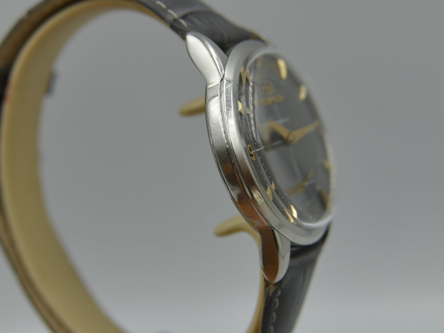50s vintage watch mens Omega ref. 2754 -1 hand wind cal 266 serviced