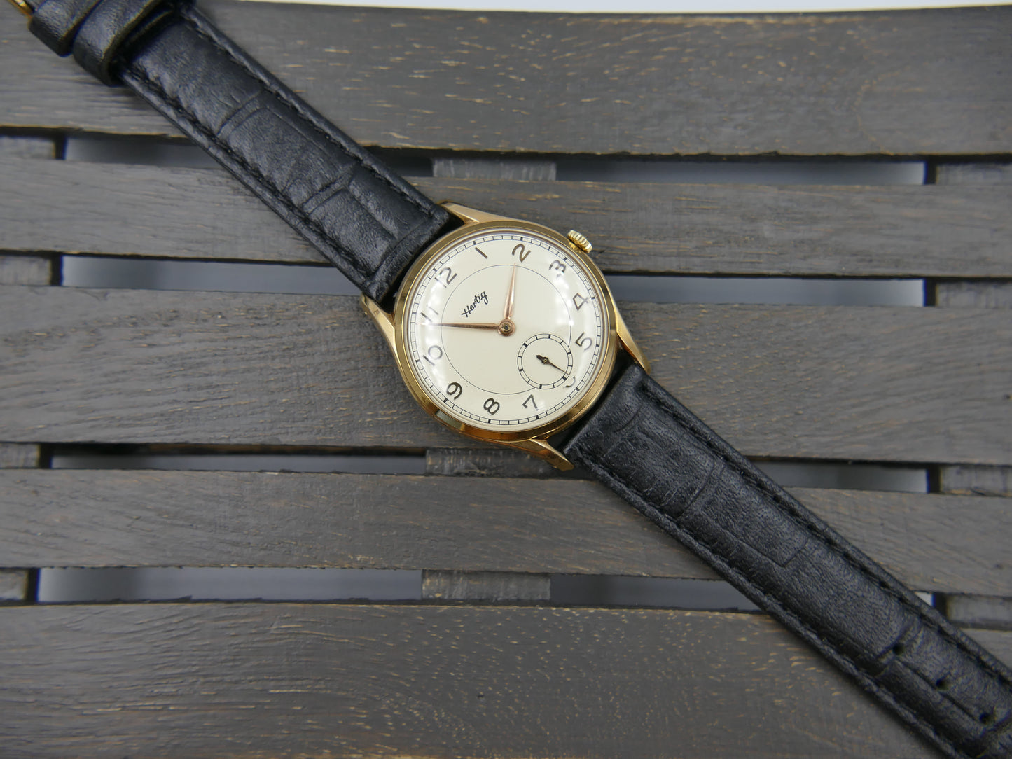 vintage watch mens Hertig (certina) hand wind KF 330 gold pl 35mm