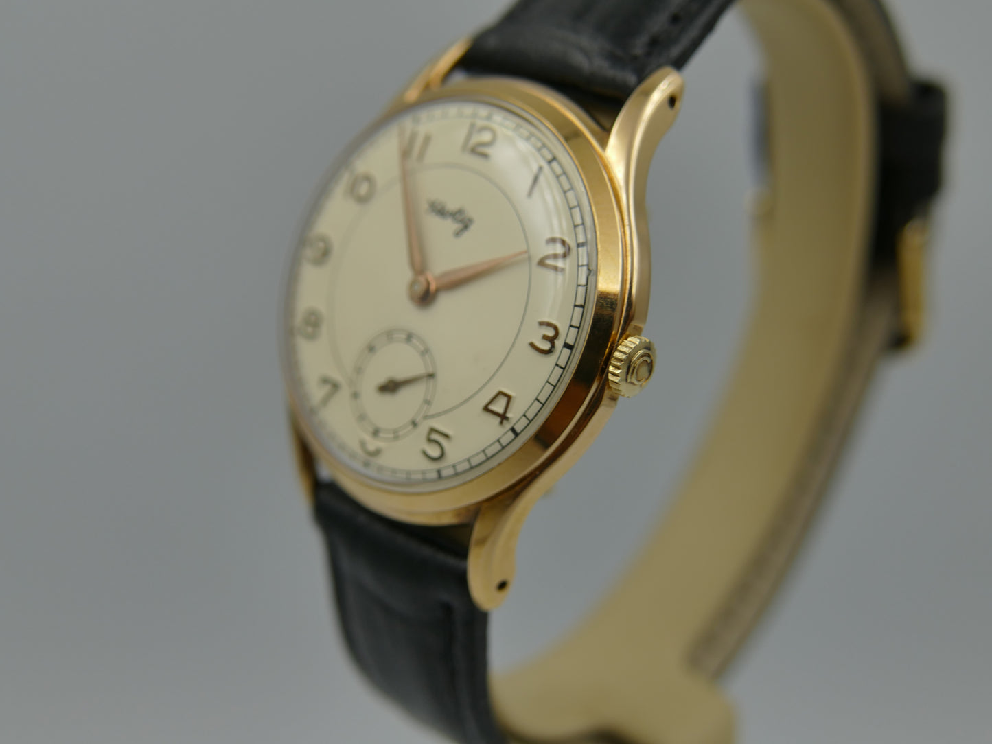 vintage watch mens Hertig (certina) hand wind KF 330 gold pl 35mm