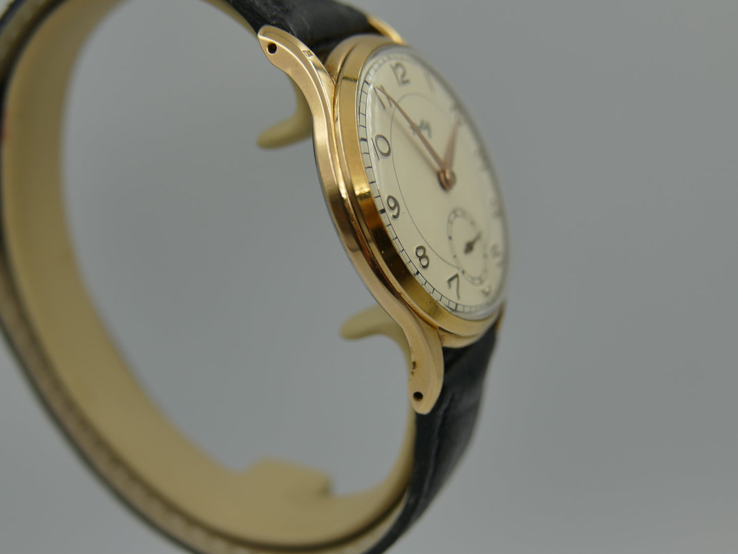 vintage watch mens Hertig (certina) hand wind KF 330 gold pl 35mm