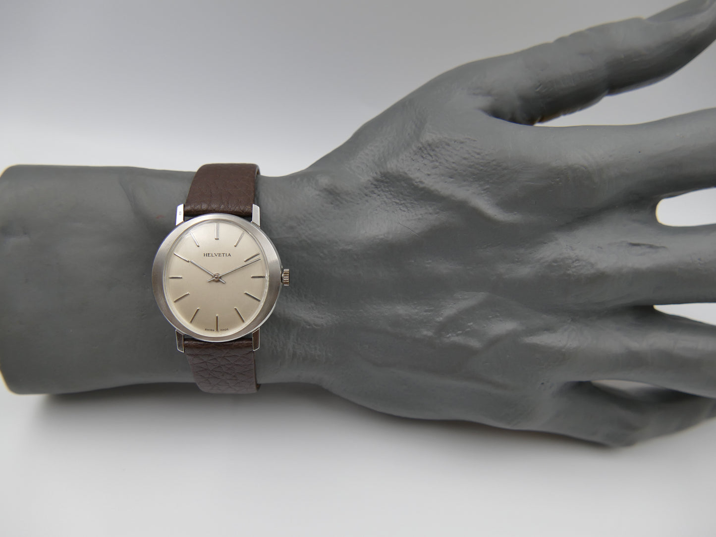 vintage watch mens Helvetia oval ref. 7001.018.30 hand wind peseux 7001 slim flat