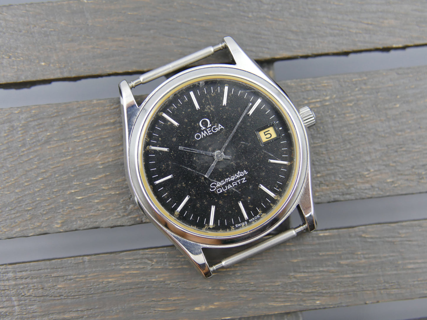 70s vintage watch mens Omega seamaster ref. 196.0190 quartz cal. 1342 black