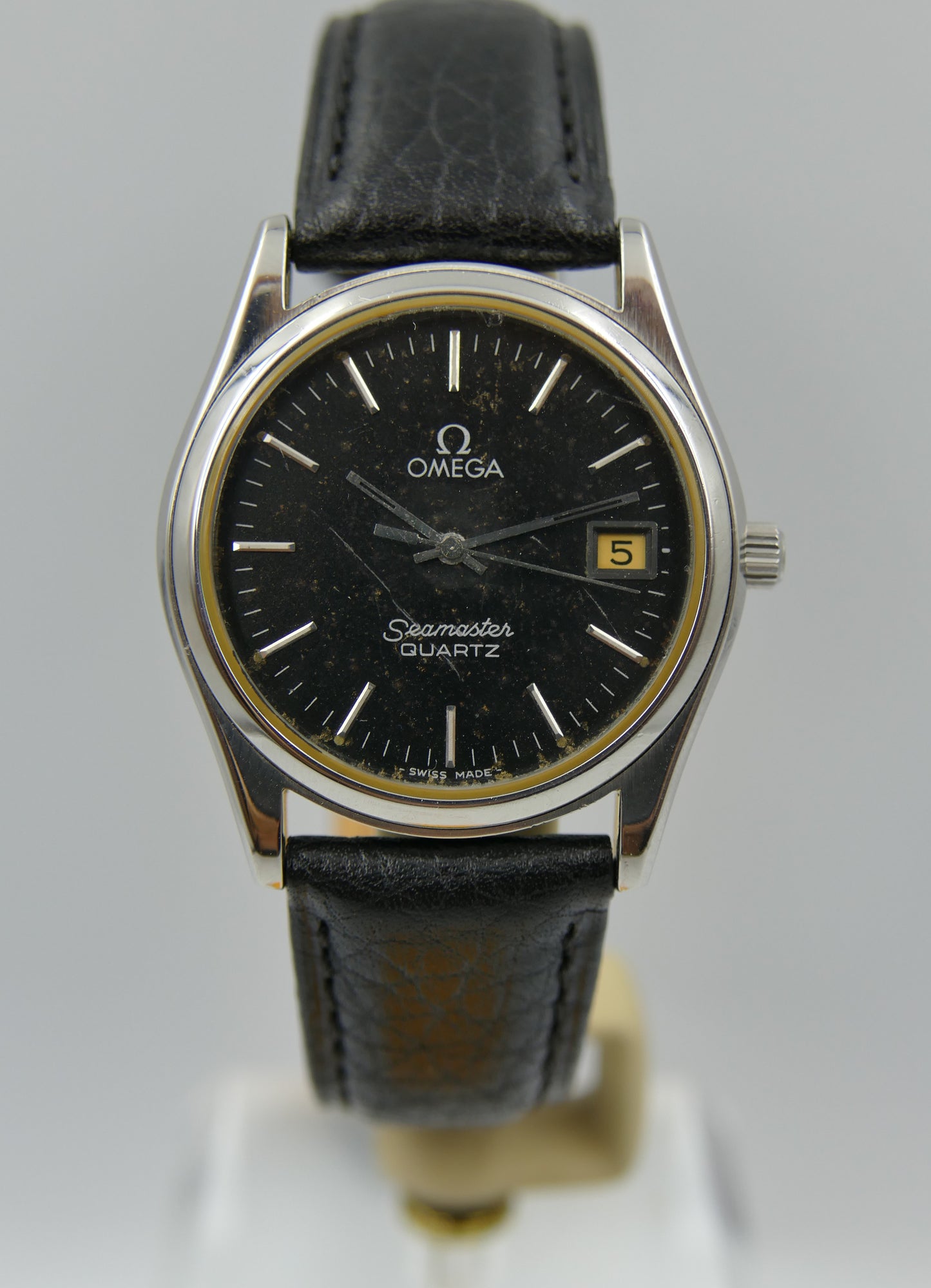 70s vintage watch mens Omega seamaster ref. 196.0190 quartz cal. 1342 black