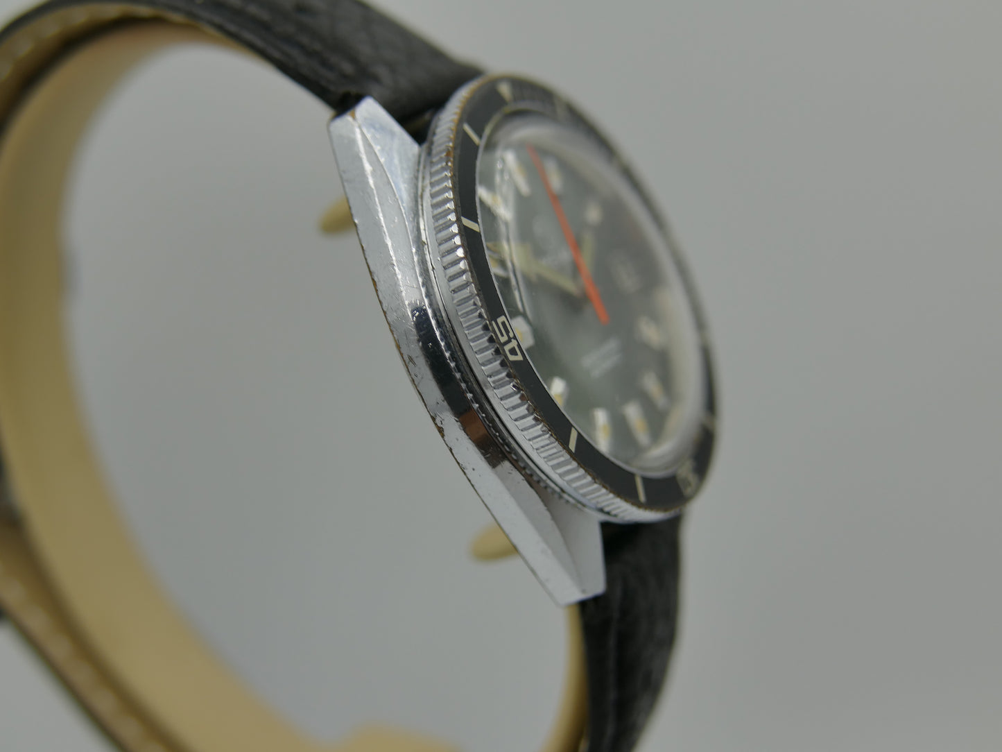 80s vintage watch mens plongee diver Yema ref. 631014 sous marine automatic FE 4611A