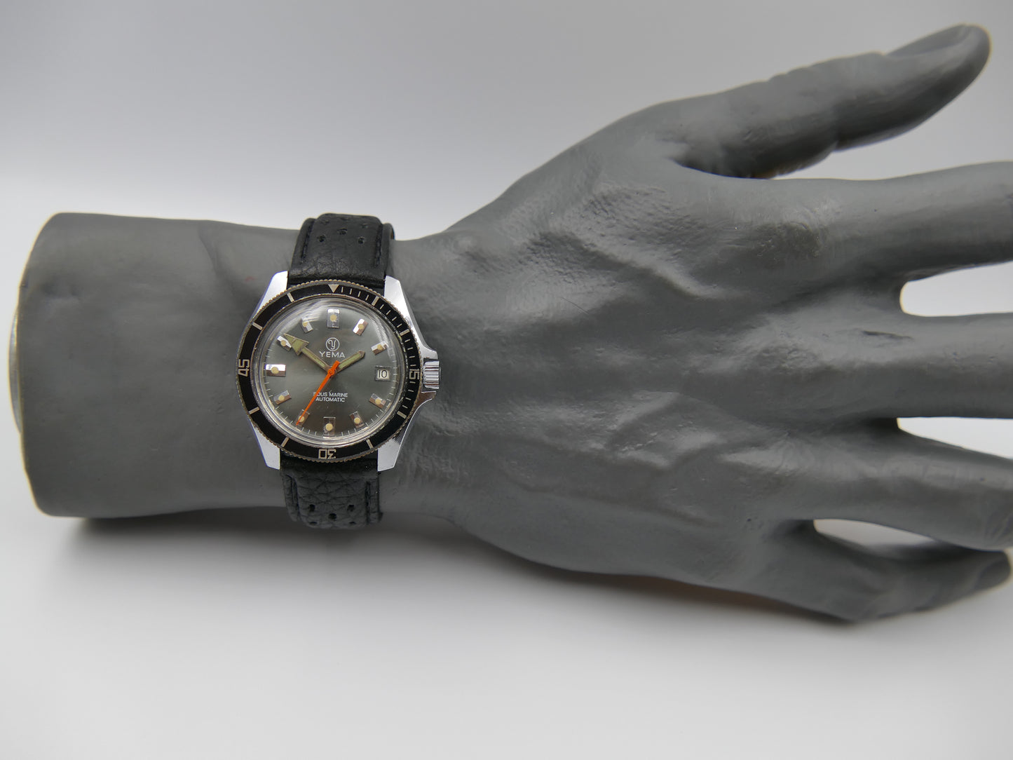 80s vintage watch mens plongee diver Yema ref. 631014 sous marine automatic FE 4611A